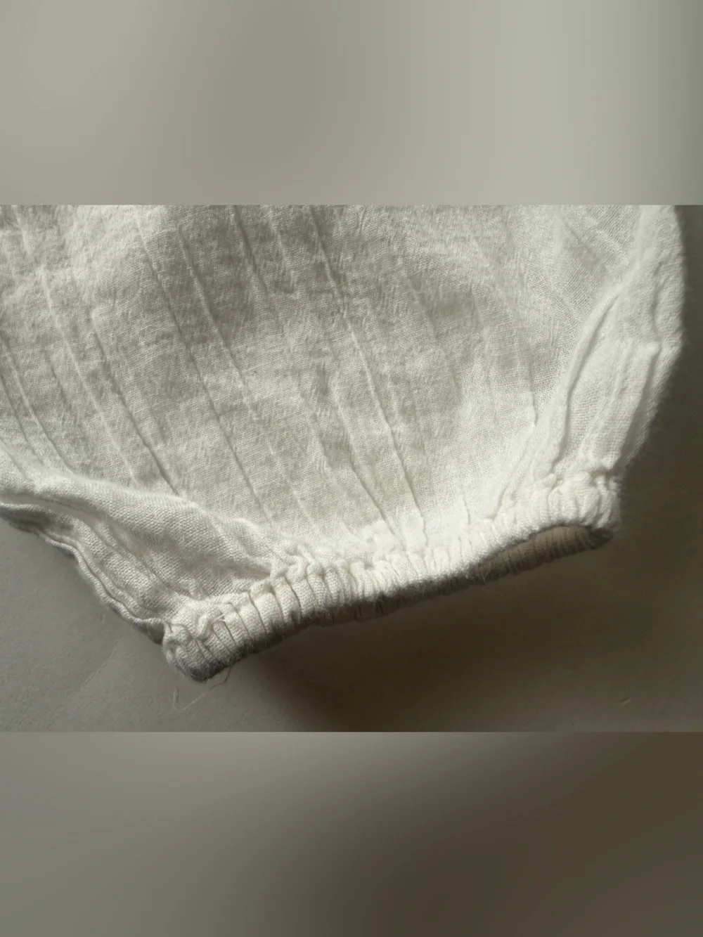 Zara Embroidered‎ Eyelet Blouse Size S (13-14) L/S Button Up Balloon Sleeve EUC